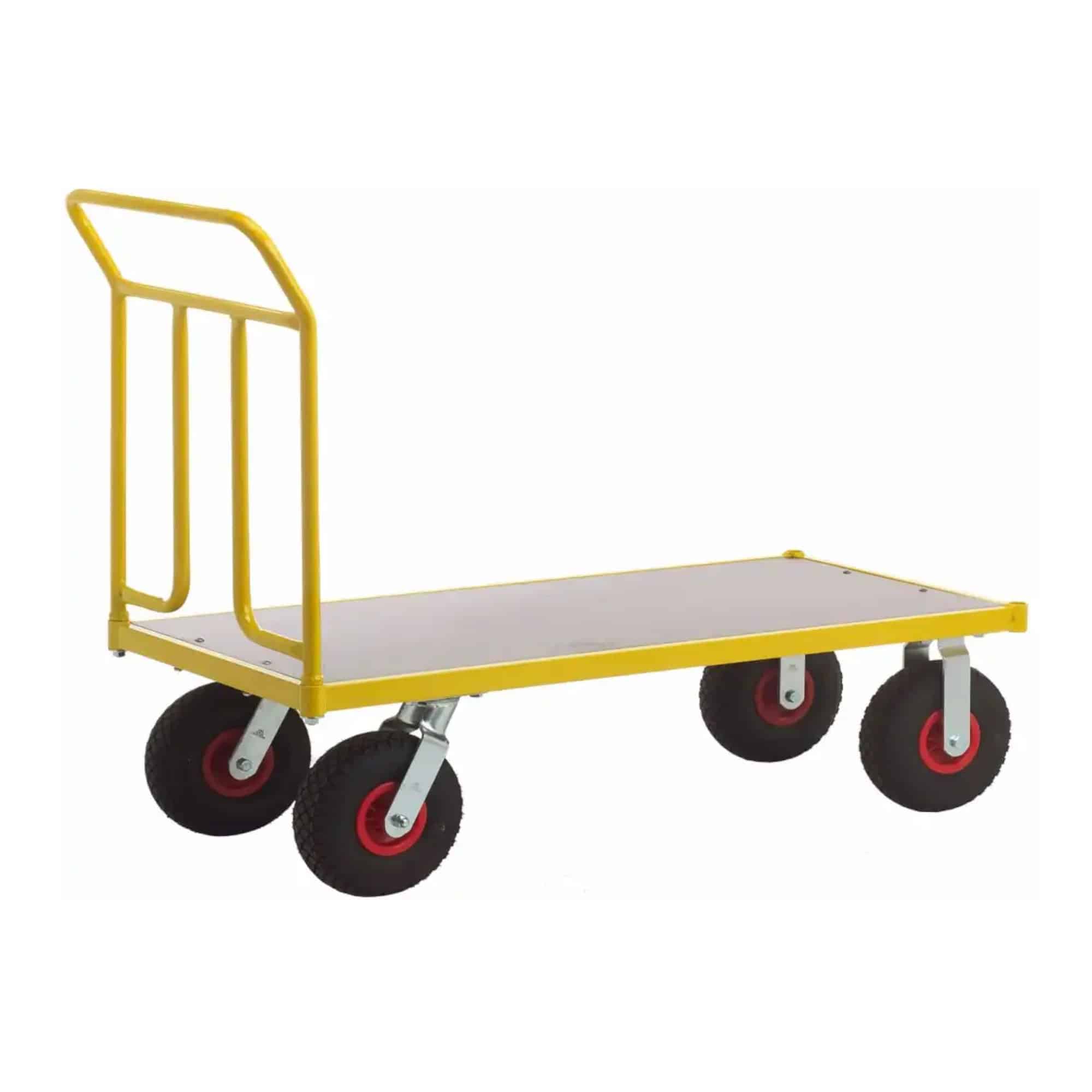 Platformwagen TW 1250 L stalen transportwagen met één eindpaneel, luchtbanden, hanger handle en geel gepoedercoat frame.